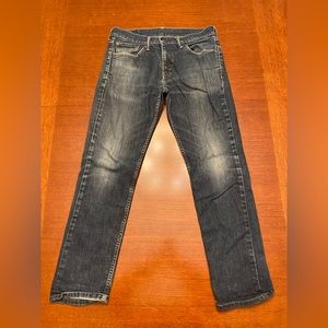 Levi’s 511 jeans 32 x 30. No rips. Dark blue jeans